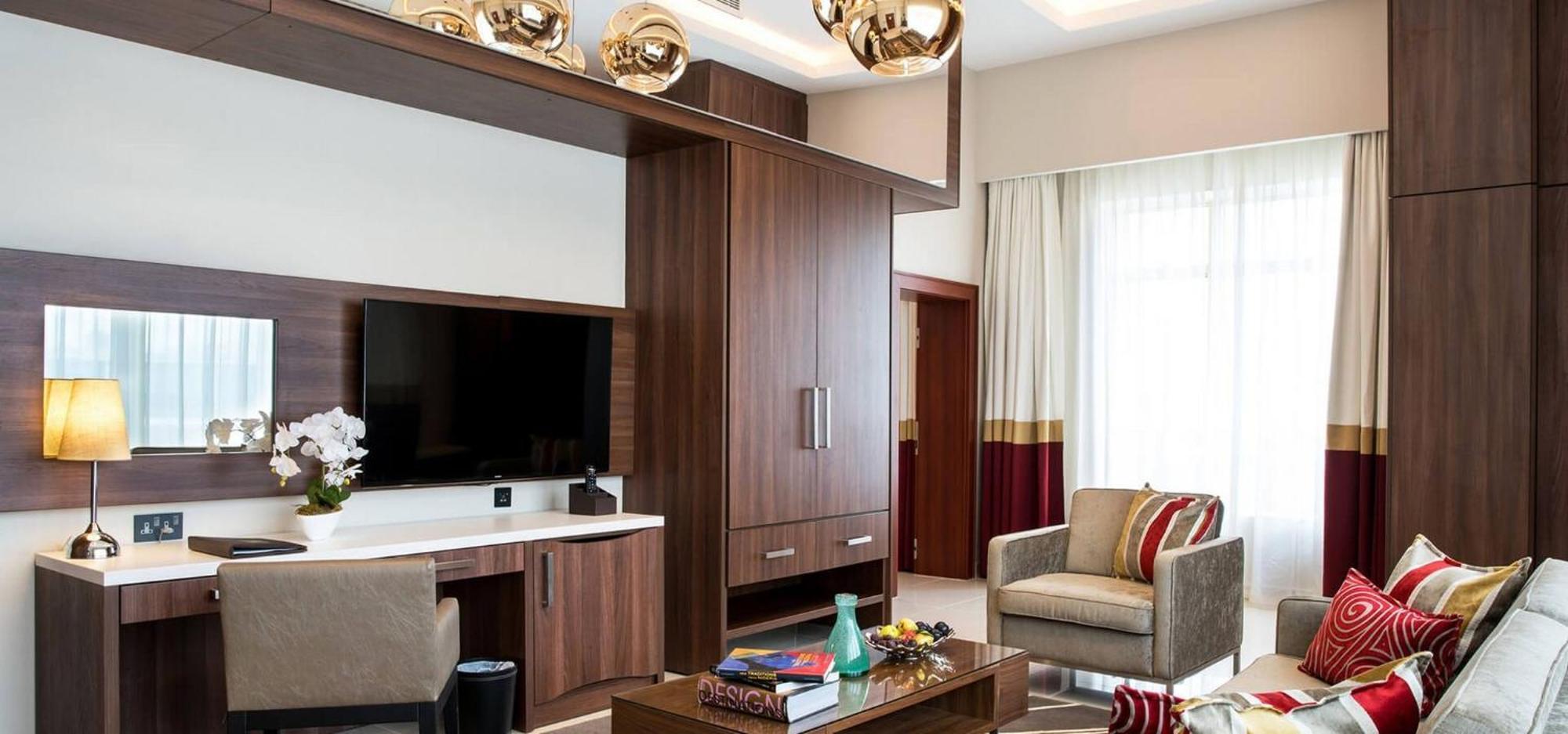 Room In Lodge - The Envoy Hotel And Suites Abuja Exterior photo