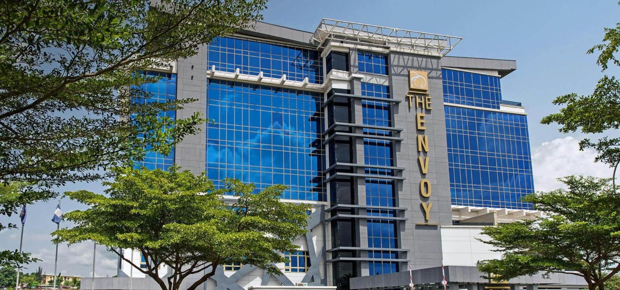 Room In Lodge - The Envoy Hotel And Suites Abuja Exterior photo